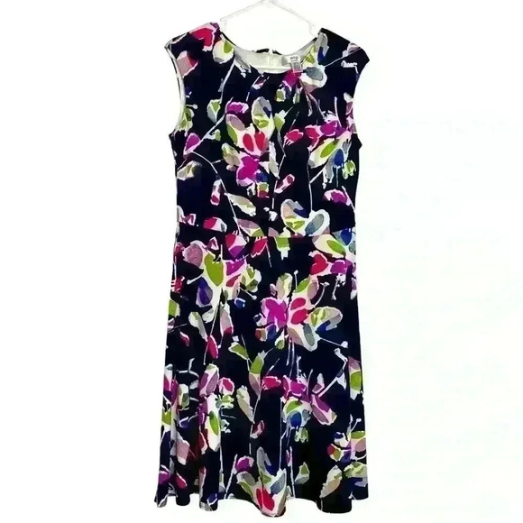 WISP Dresses & Skirts - Wisp Stitch Fix Navy Floral Fit/Flare business/casual wash&wear comfy-size 10p